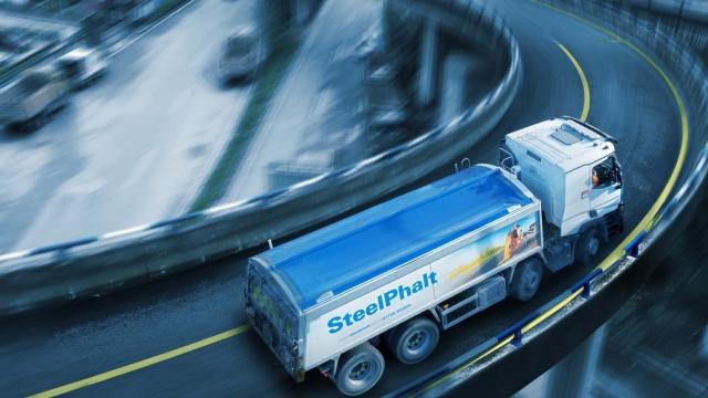 SteelPhalt truck